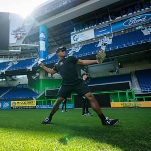 Meet your Posher, Stone